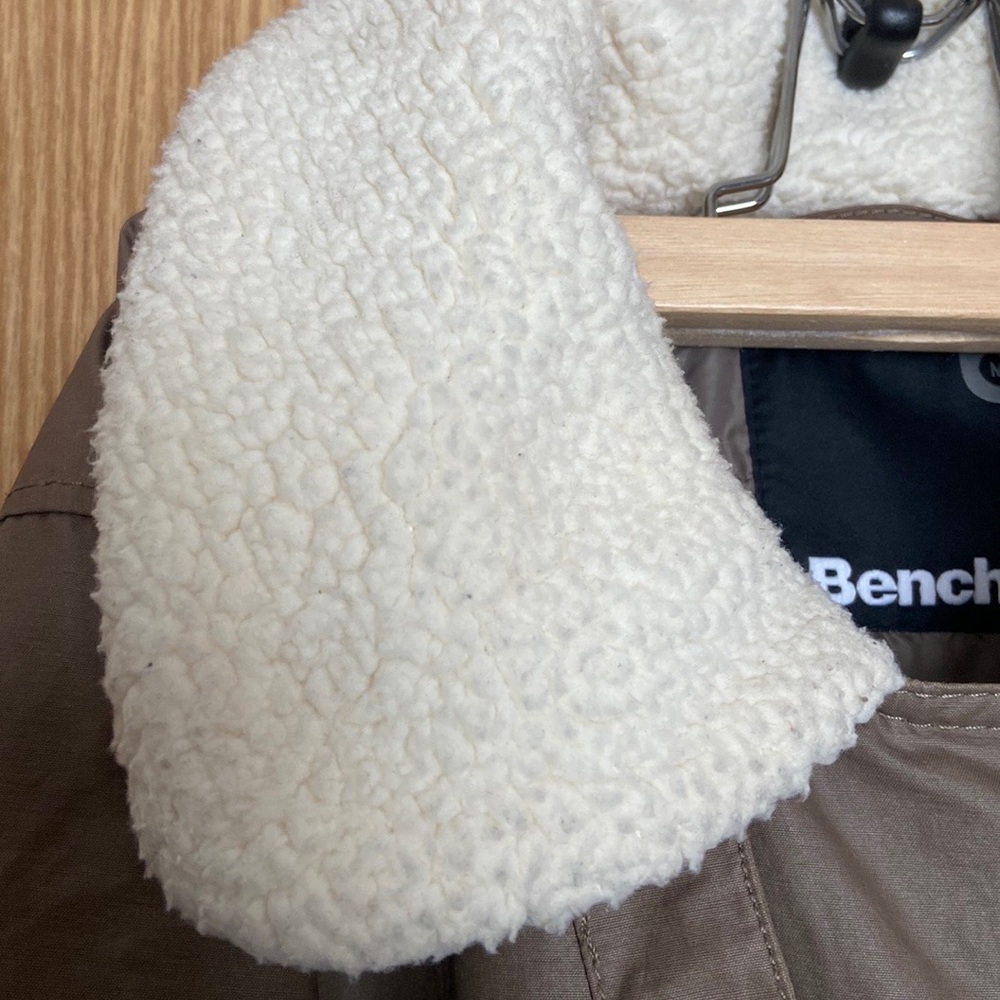 Bench Jacket - Picture 4 of 12